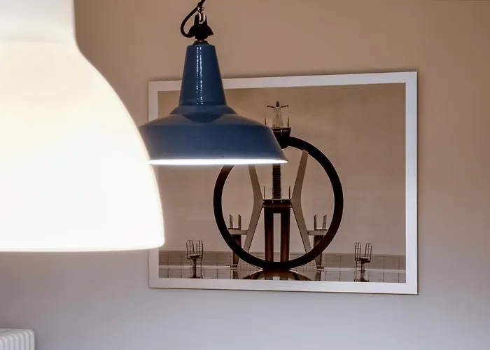 Fotofever Apt, Two Bedrooms With Air Conditioned In Elegant Shopping Area, Close To Vatican
