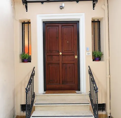 Fotofever Apt, Two Bedrooms With Air Conditioned In Elegant Shopping Area, Close To Vatican דירה